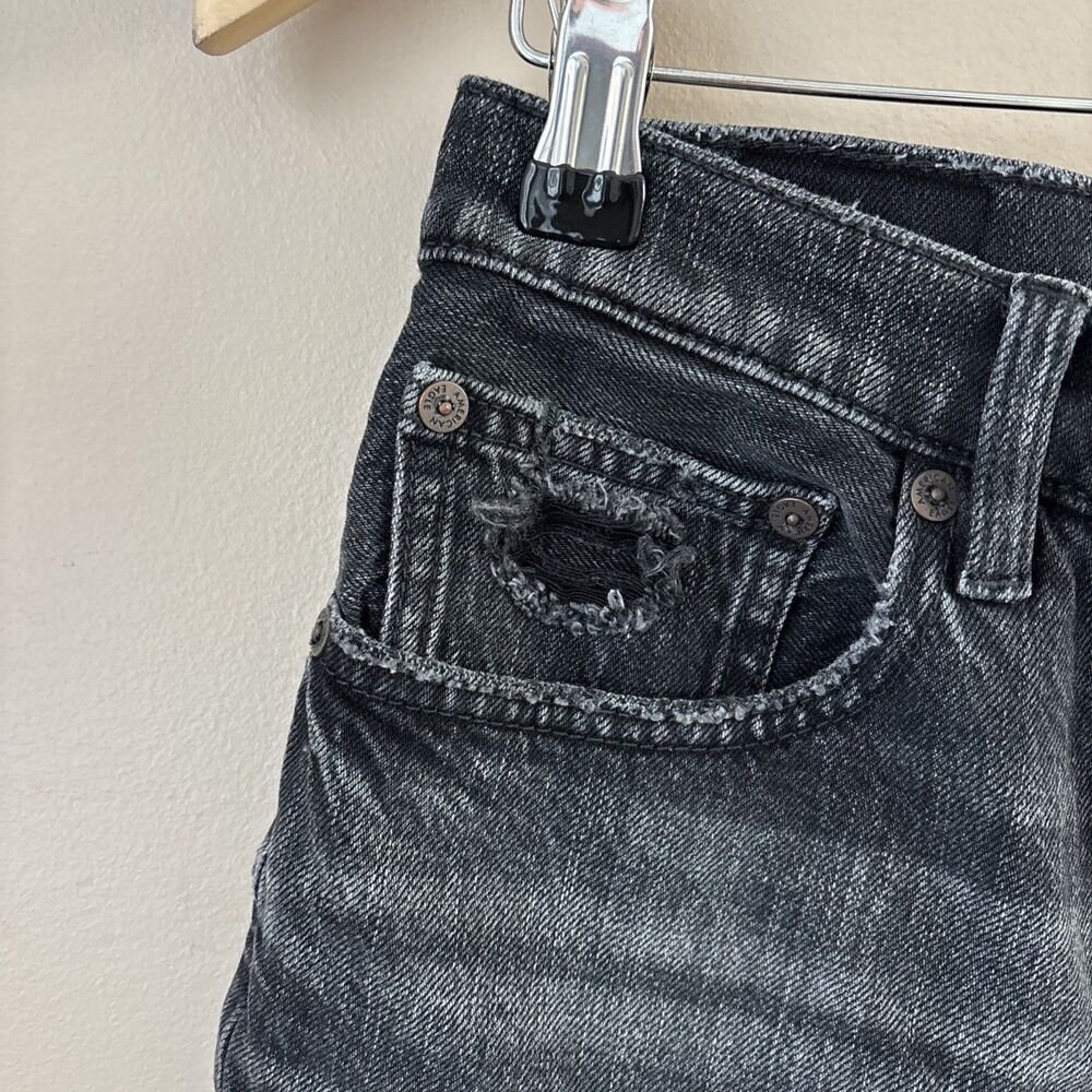American Eagle Women's Black Denim Highest Waist '90s Boyfriend Shorts Size 6 - Picture 4 of 8